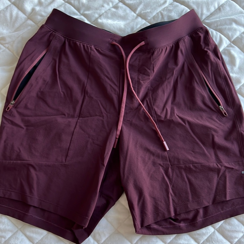 Men’s Lululemon shorts, linerless